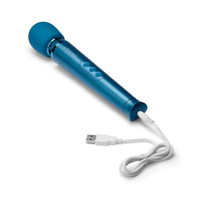 Le Wand Petite Rechargeable Massager Fairvillacom Female Sex Toys