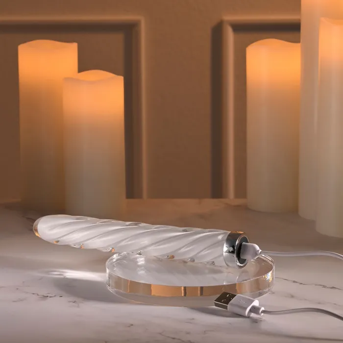 Playboy Pleasure IN A TWIST 175 cm USB Rechargeable Glass Vibrator ShhhWndsr Female Sex Toys Playboy Pleasure IN A TWIST 175 cm USB Rechargeable Glass Vibrator ShhhWndsr Female Sex Toys